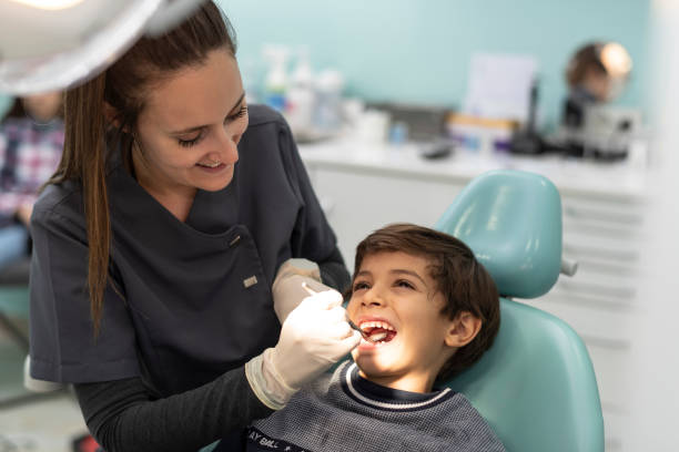 Best Chipped Tooth Repair Near Me  in Holton, KS